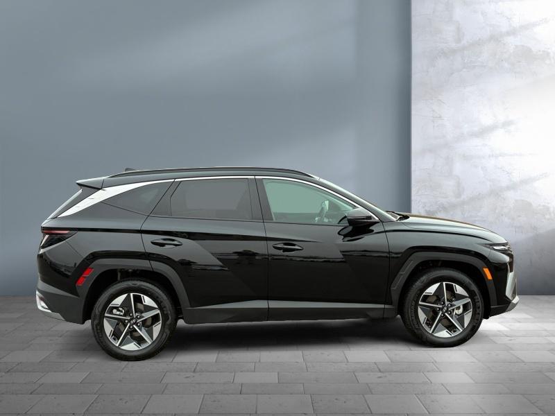 new 2025 Hyundai TUCSON Hybrid car, priced at $37,734