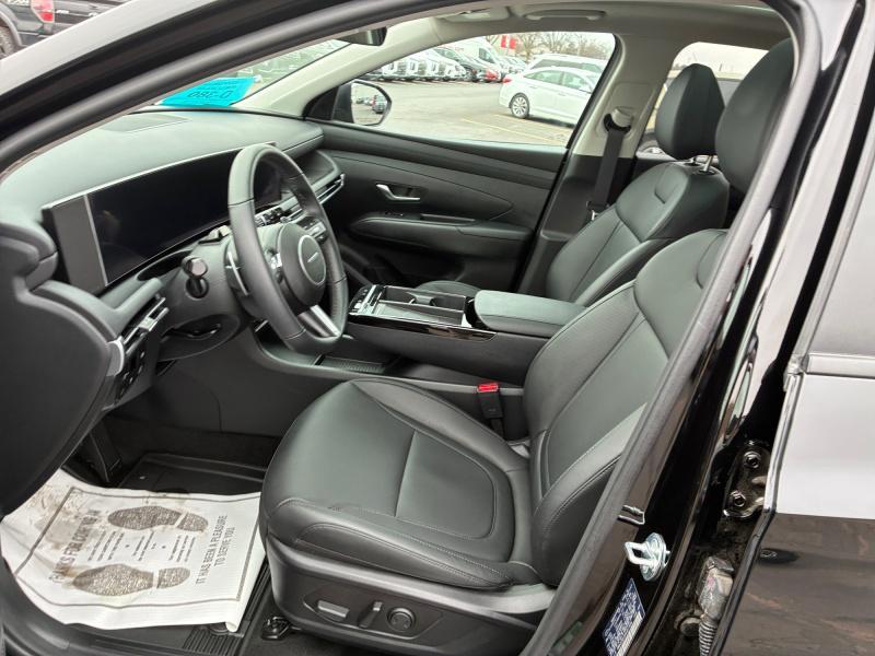 new 2025 Hyundai TUCSON Hybrid car, priced at $37,734