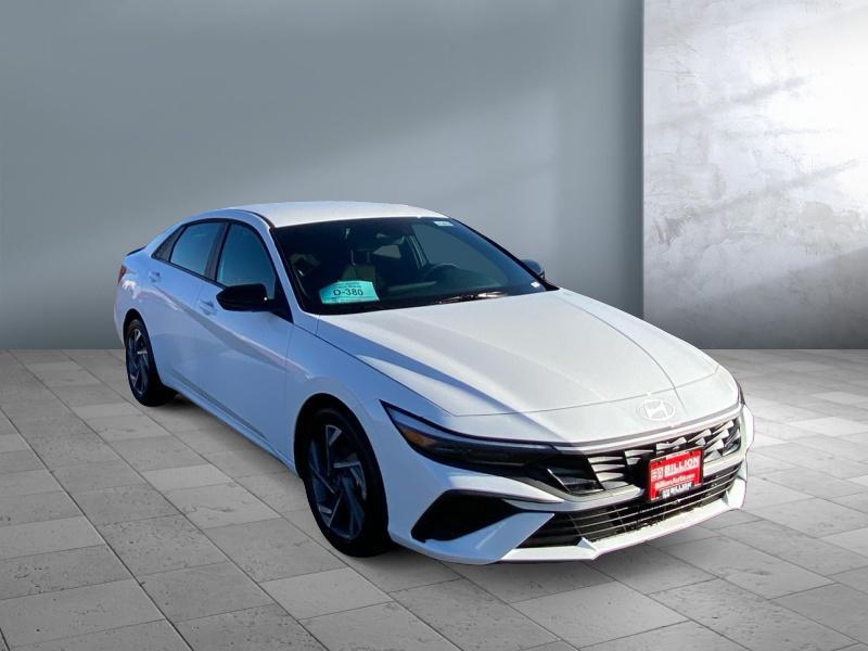 new 2025 Hyundai Elantra car, priced at $23,004