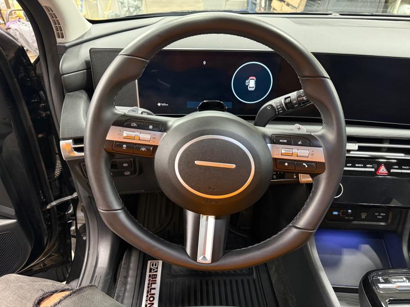 new 2025 Hyundai TUCSON Hybrid car, priced at $36,995