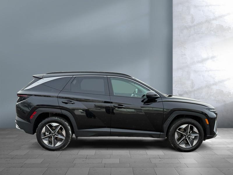 new 2025 Hyundai TUCSON Hybrid car, priced at $36,995