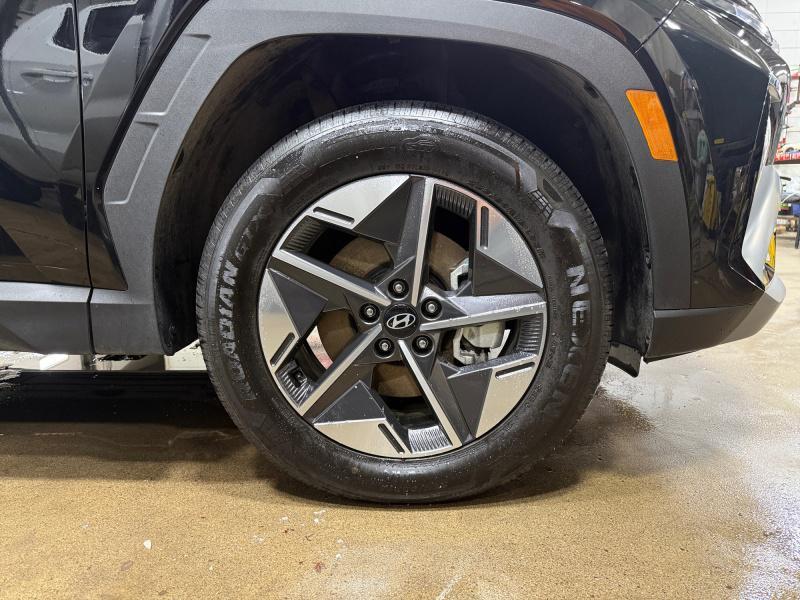 new 2025 Hyundai TUCSON Hybrid car, priced at $36,995