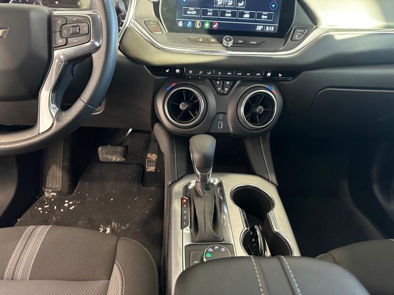 used 2025 Chevrolet Blazer car, priced at $29,995