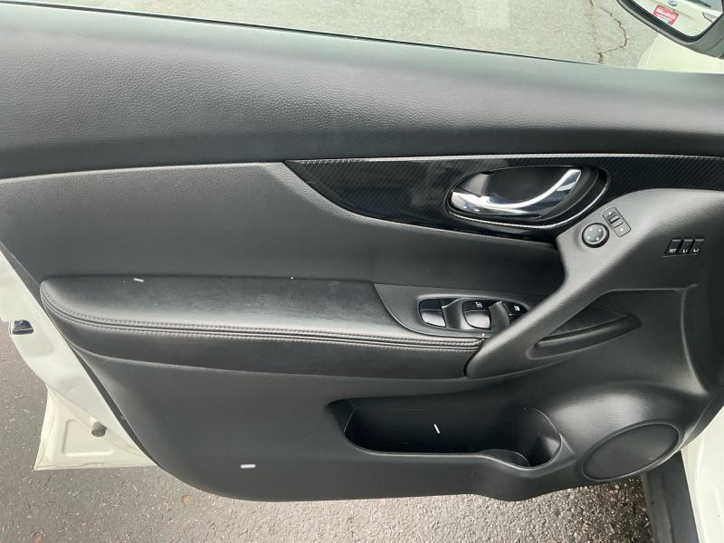 used 2019 Nissan Rogue car, priced at $17,995