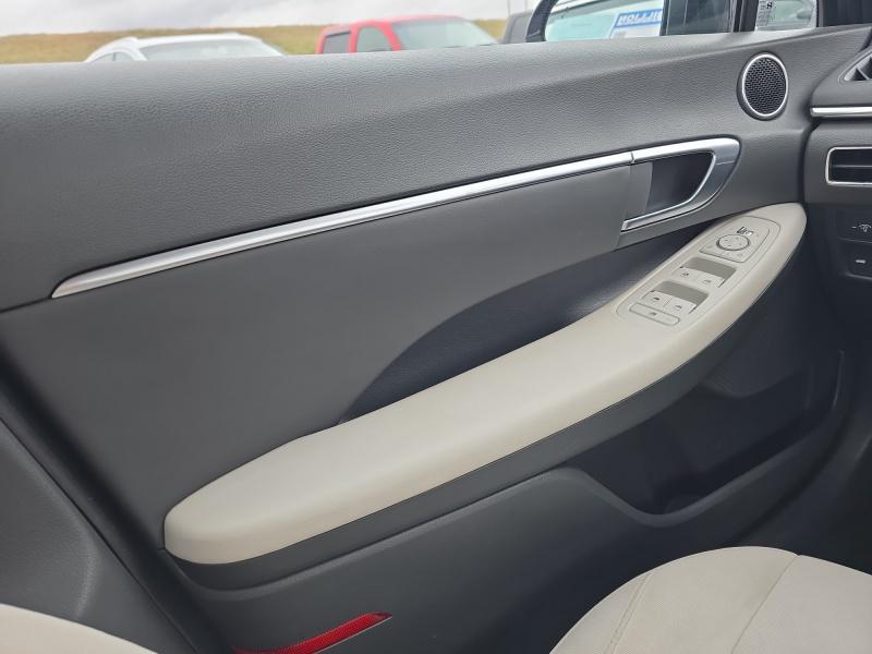 used 2022 Hyundai Sonata car, priced at $17,995