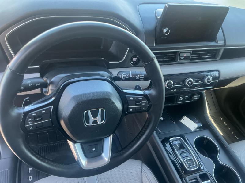 used 2023 Honda Pilot car, priced at $41,746