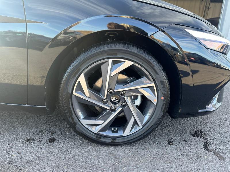 used 2025 Hyundai Elantra car, priced at $22,995