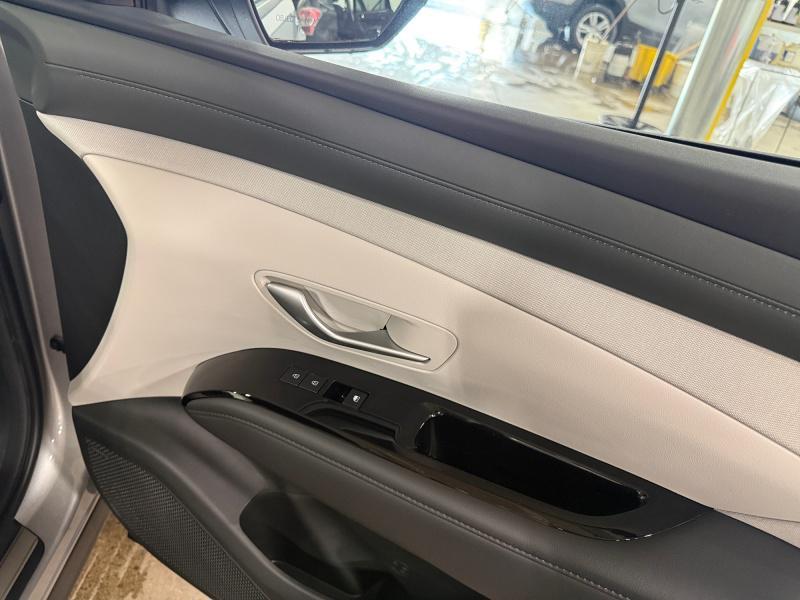 new 2026 Hyundai TUCSON Hybrid car, priced at $44,619