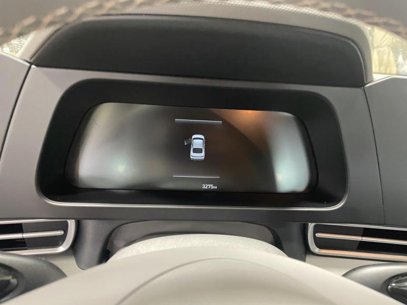 new 2025 Hyundai Elantra car, priced at $22,399