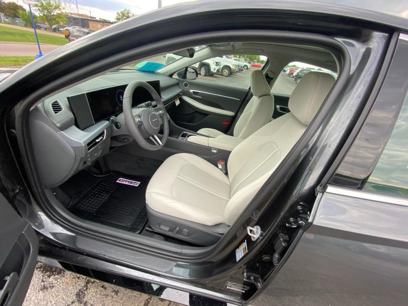 new 2025 Hyundai Sonata car, priced at $30,309