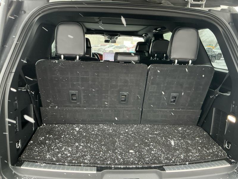 used 2019 Lincoln Navigator car, priced at $32,995