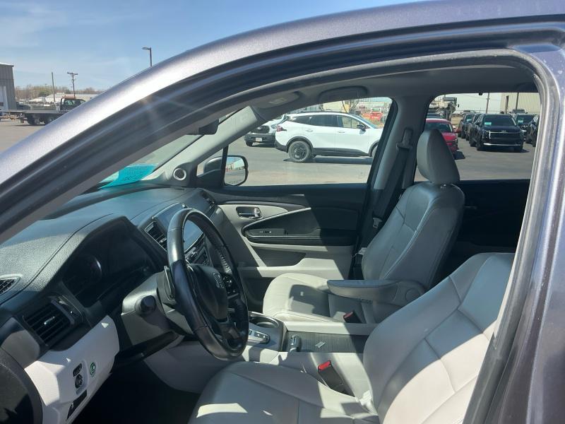 used 2021 Honda Pilot car, priced at $24,746