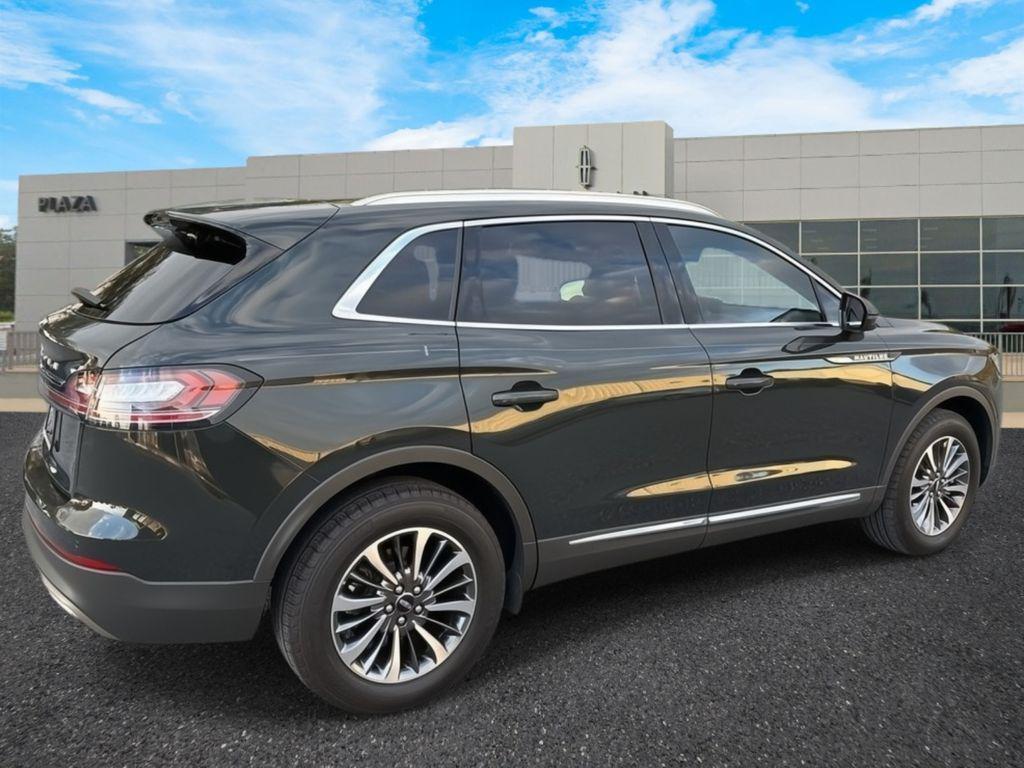 used 2023 Lincoln Nautilus car, priced at $32,900