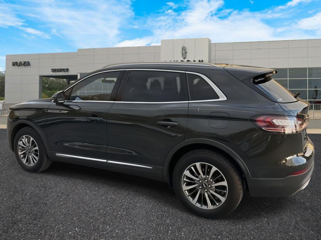 used 2023 Lincoln Nautilus car, priced at $32,900