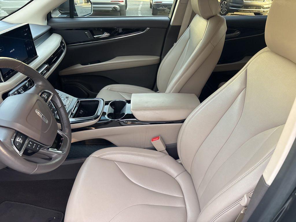 used 2023 Lincoln Nautilus car, priced at $32,900