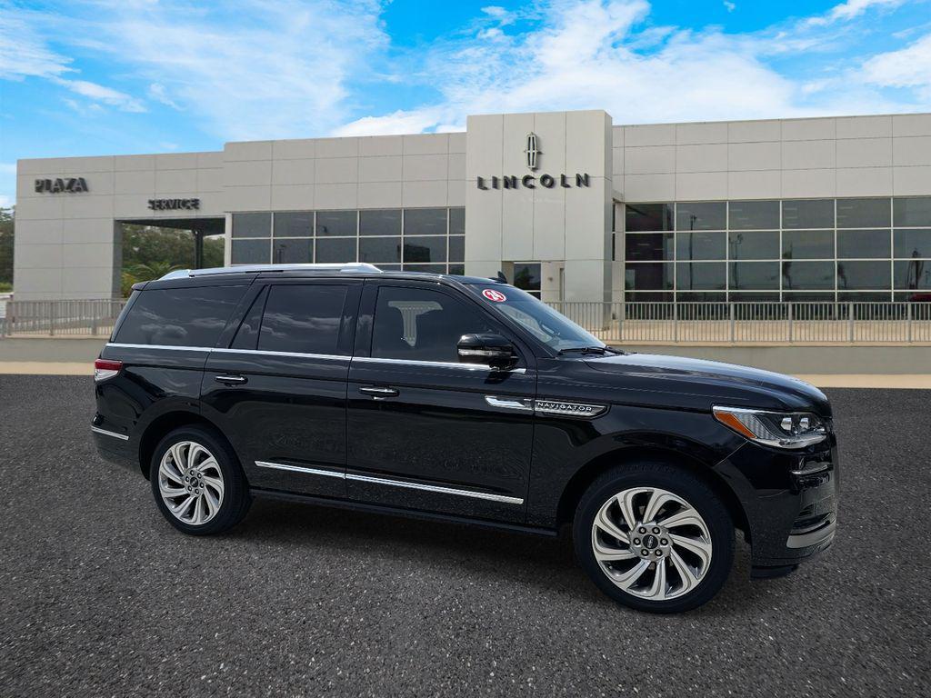 used 2024 Lincoln Navigator car, priced at $75,900
