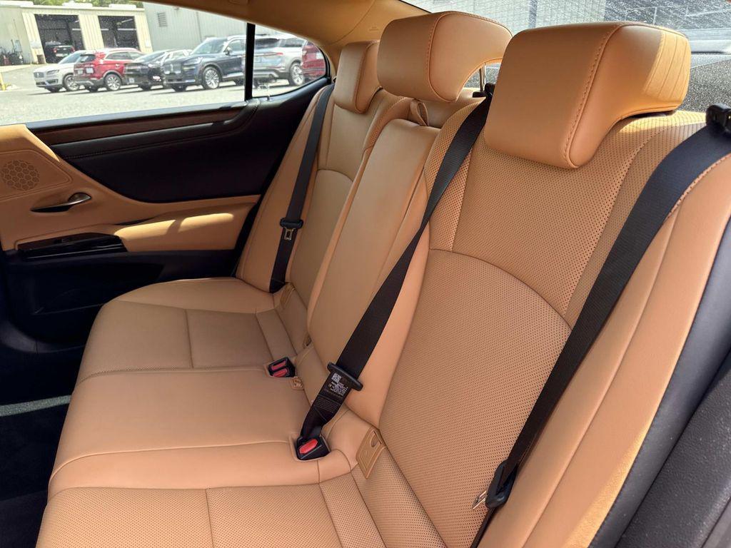 used 2022 Lexus ES 350 car, priced at $30,900