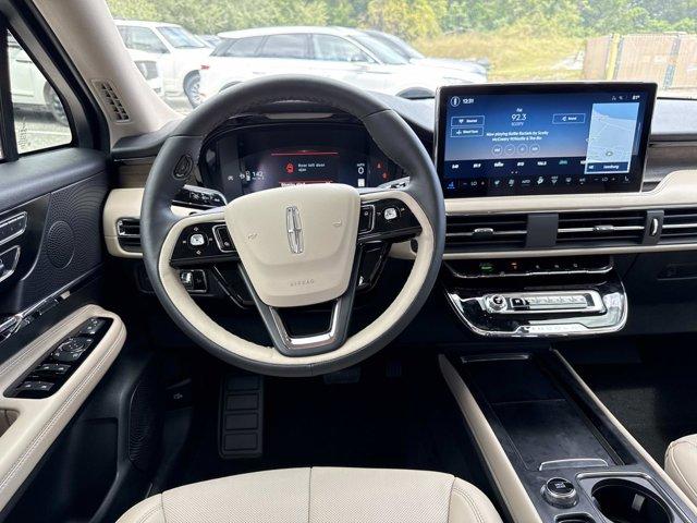 new 2025 Lincoln Corsair car, priced at $52,085