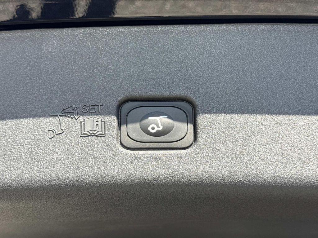 new 2026 Lincoln Nautilus car, priced at $72,545