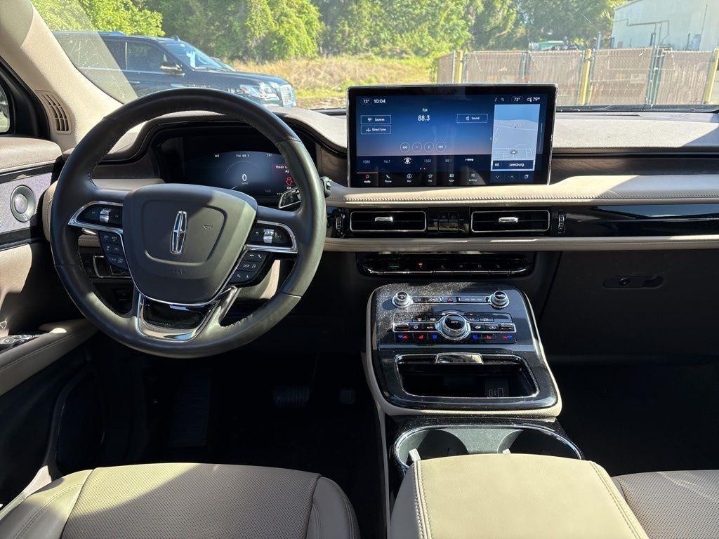 used 2023 Lincoln Nautilus car, priced at $40,900