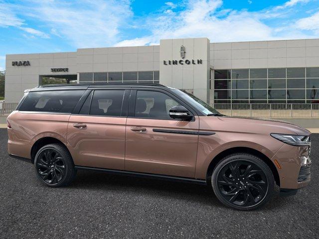 new 2025 Lincoln Navigator car, priced at $133,090
