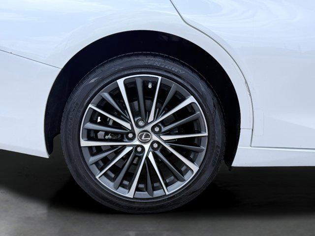 used 2022 Lexus ES 250 car, priced at $23,988