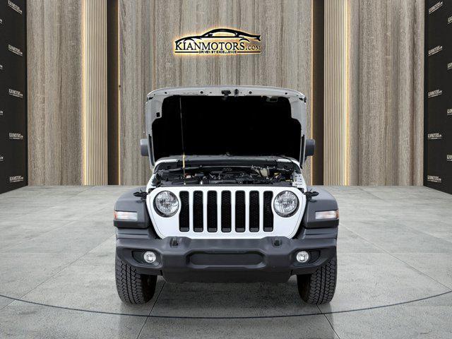 used 2021 Jeep Wrangler Unlimited car, priced at $25,303