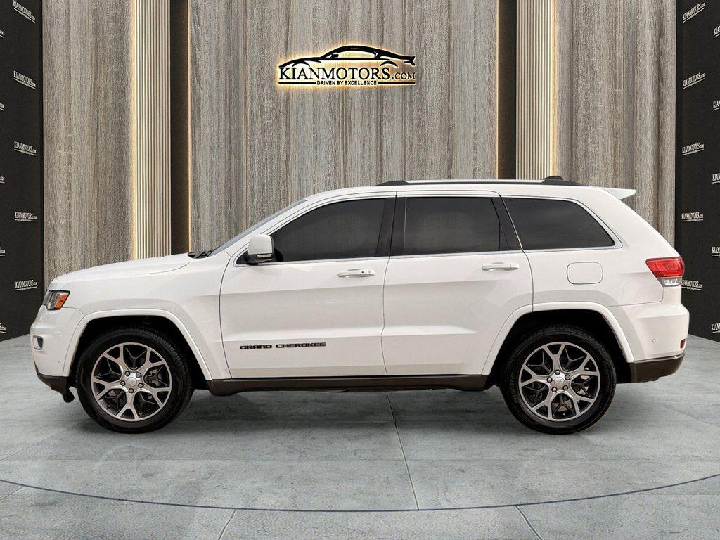 used 2018 Jeep Grand Cherokee car, priced at $13,803