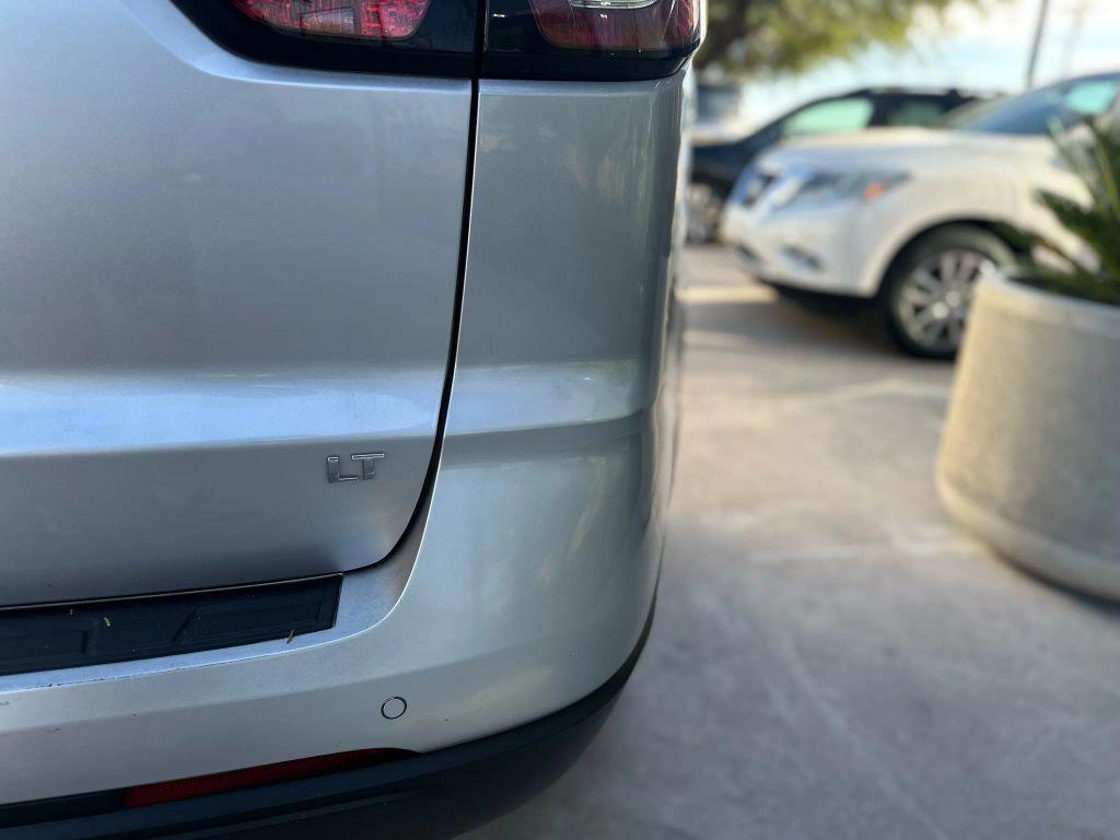 used 2017 Chevrolet Traverse car, priced at $10,495