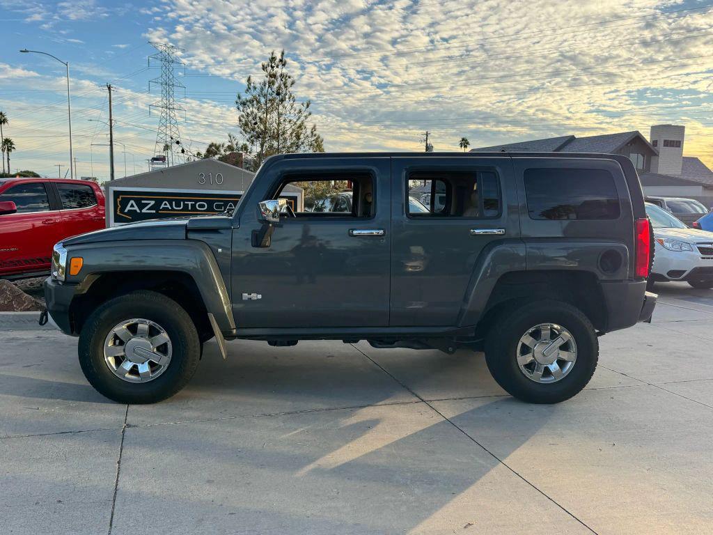 used 2008 Hummer H3 car, priced at $9,495
