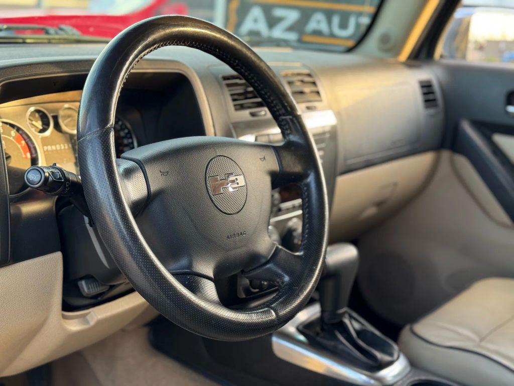 used 2008 Hummer H3 car, priced at $9,495