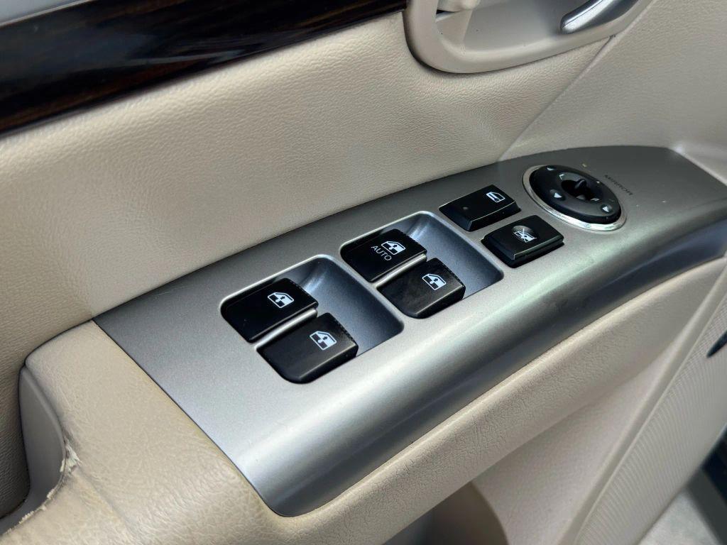 used 2012 Hyundai Santa Fe car, priced at $5,995