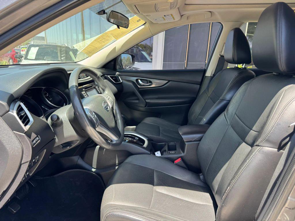 used 2014 Nissan Rogue car, priced at $10,995