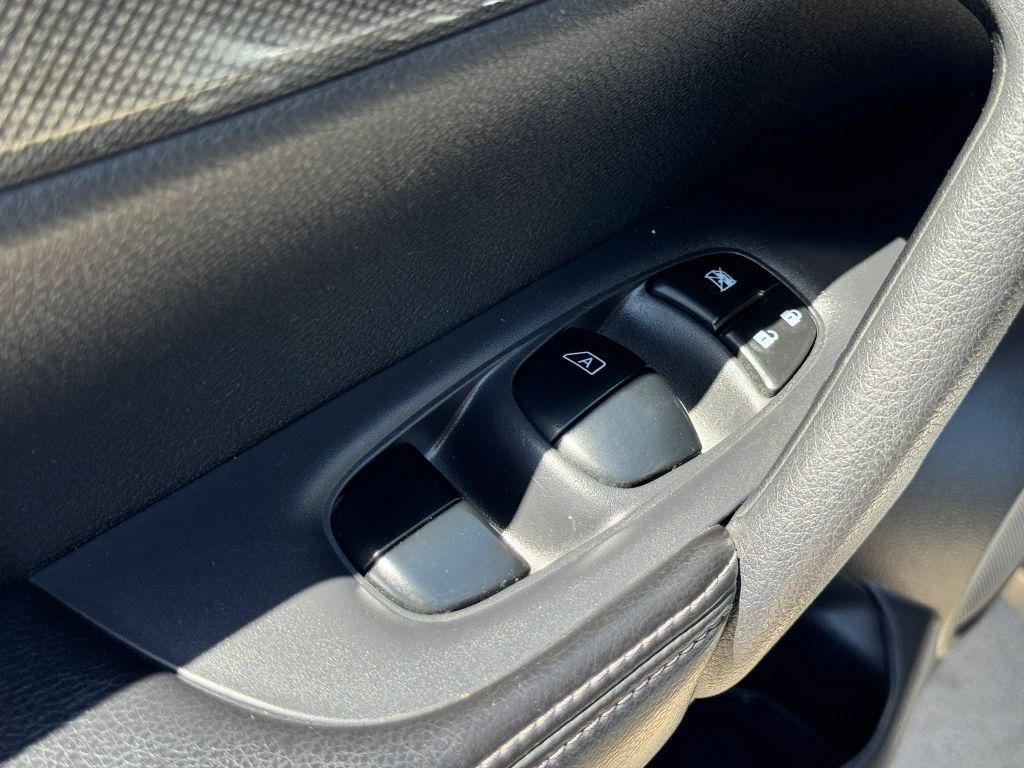 used 2014 Nissan Rogue car, priced at $10,995