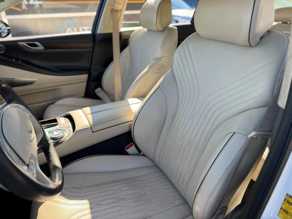 used 2021 Genesis G80 car, priced at $19,695