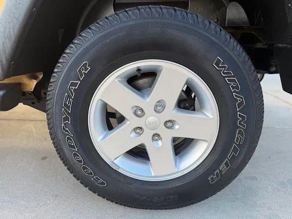 used 2014 Jeep Wrangler Unlimited car, priced at $18,995