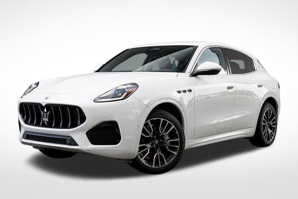 new 2025 Maserati Grecale car, priced at $74,895