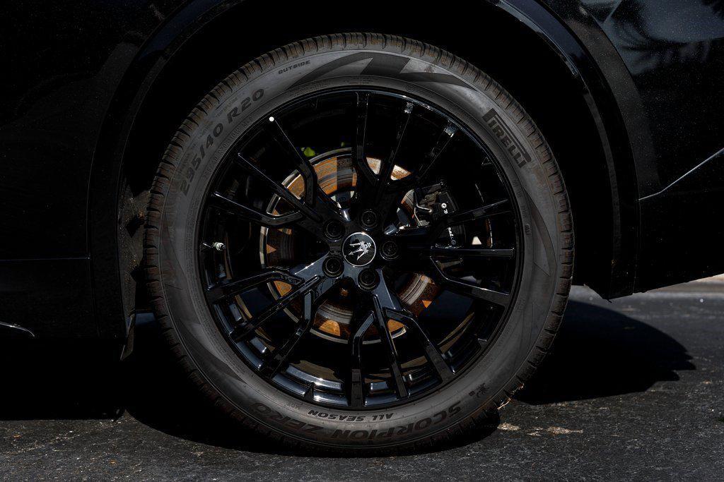 new 2025 Maserati Grecale car, priced at $69,995