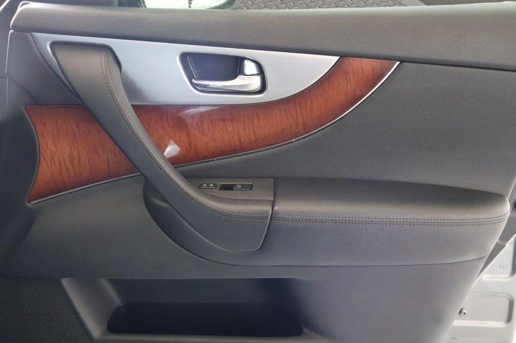 used 2012 INFINITI FX35 car, priced at $12,990