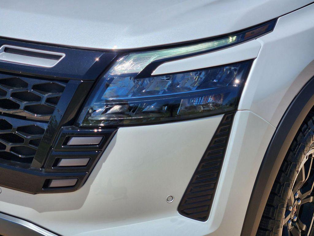 new 2026 Nissan Pathfinder car, priced at $42,177