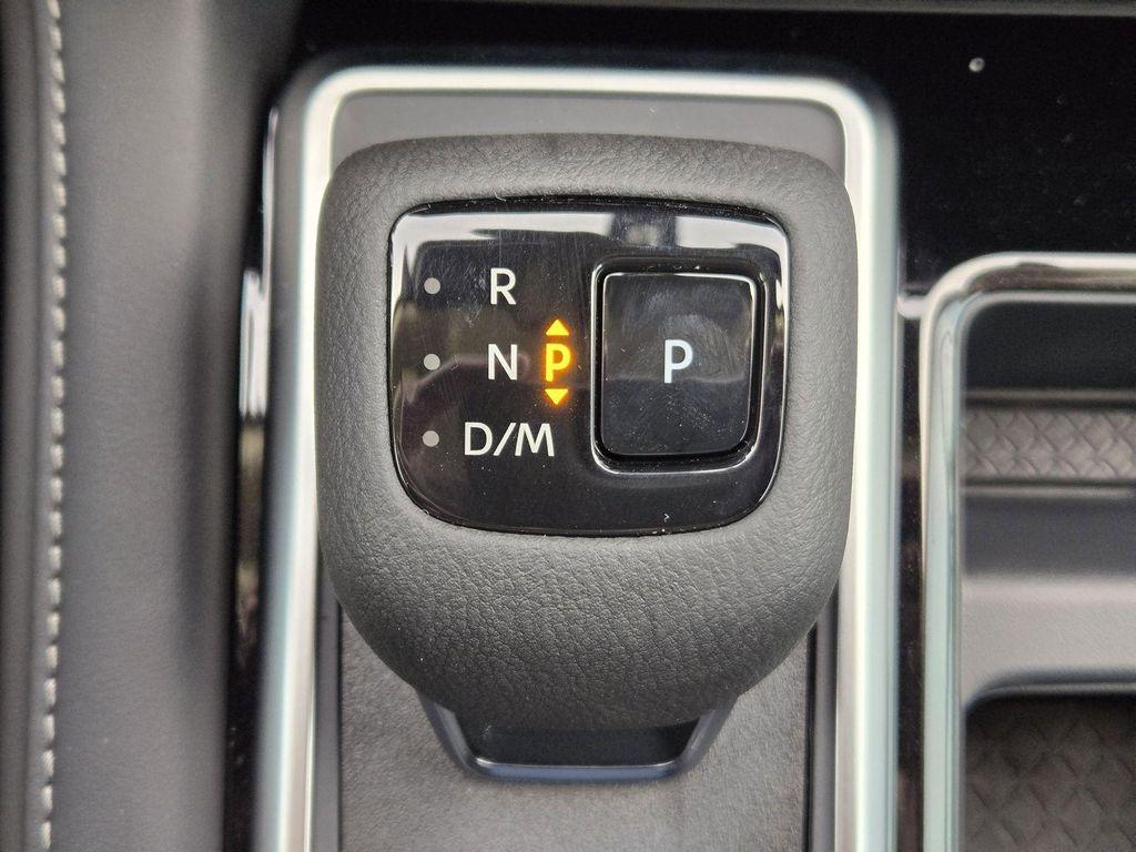 new 2026 Nissan Pathfinder car, priced at $40,105