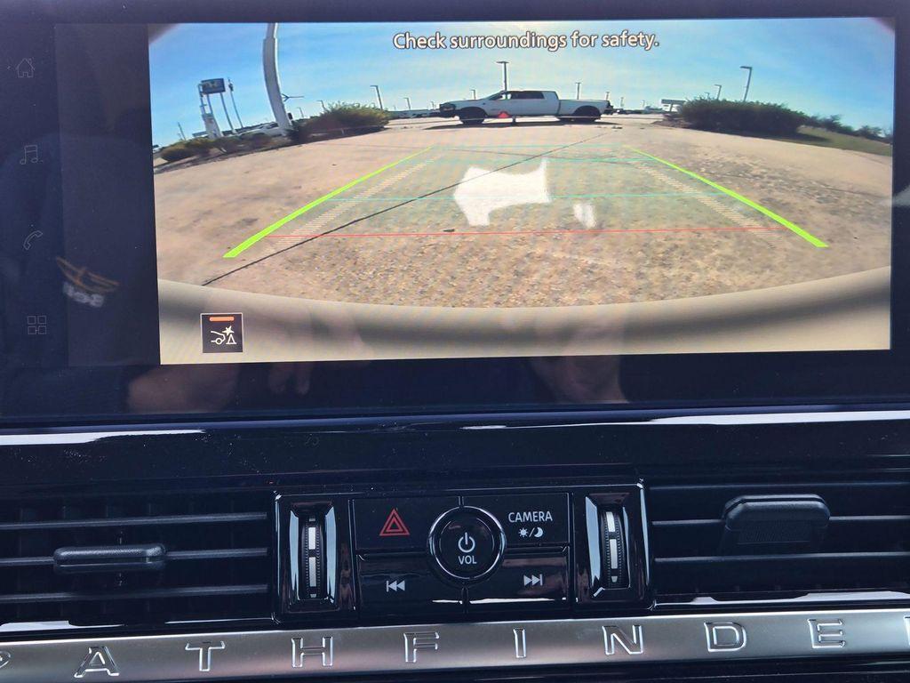 new 2026 Nissan Pathfinder car, priced at $40,105