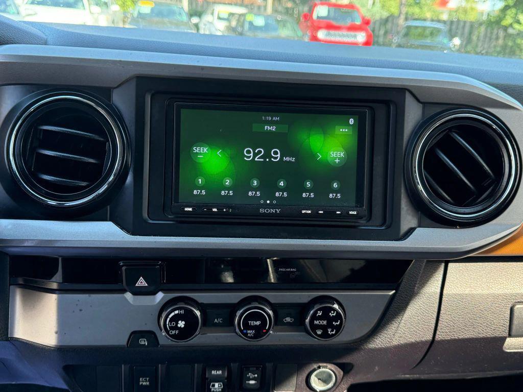 2018 Super White Toyota Tacoma