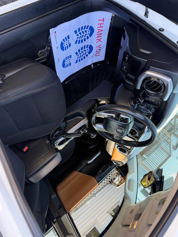 2018 Super White Toyota Tacoma