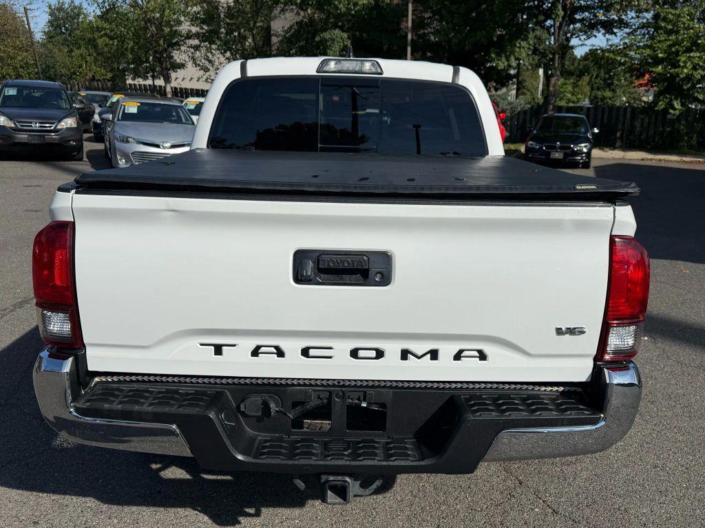 2018 Super White Toyota Tacoma