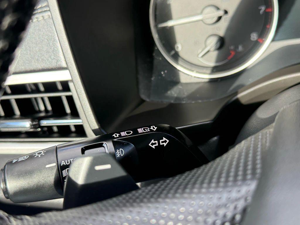 used 2022 Mitsubishi Outlander car, priced at $14,900