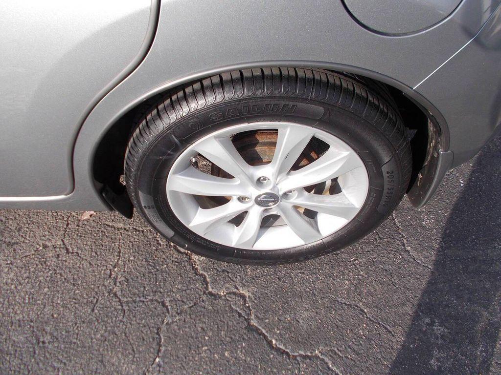 used 2014 Nissan Versa Note car, priced at $3,995