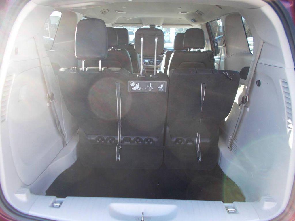 used 2020 Chrysler Pacifica car, priced at $11,495