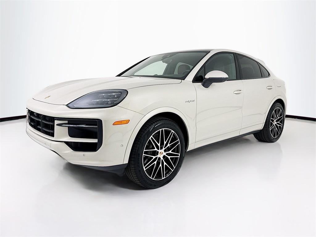 new 2025 Porsche Cayenne car, priced at $127,125