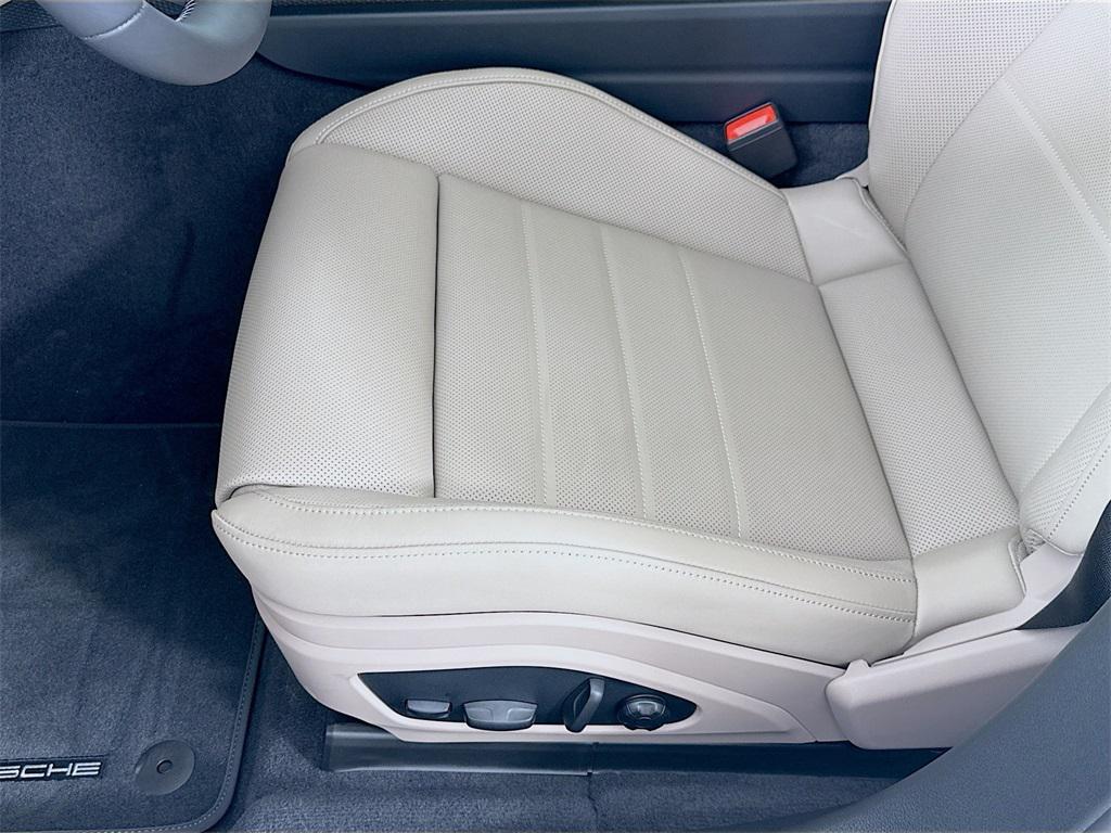 new 2026 Porsche Panamera car, priced at $133,110